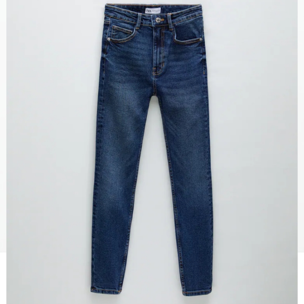 NWT Zara Classic Mom Jeans Hi-Rise